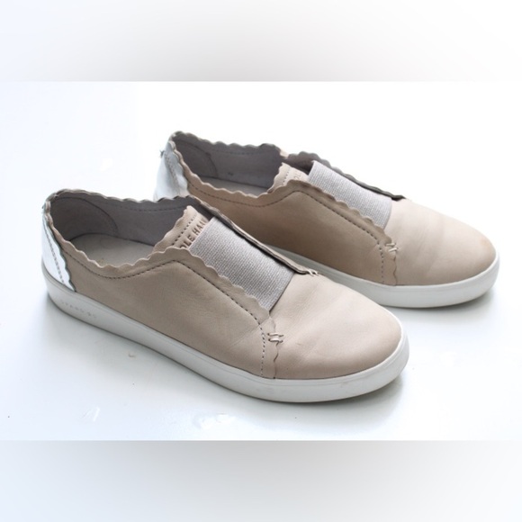 Cole Haan slip on flats - Picture 9 of 10